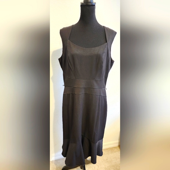 White House Black Market Black Sleeveless Sheath Dress Sz 14